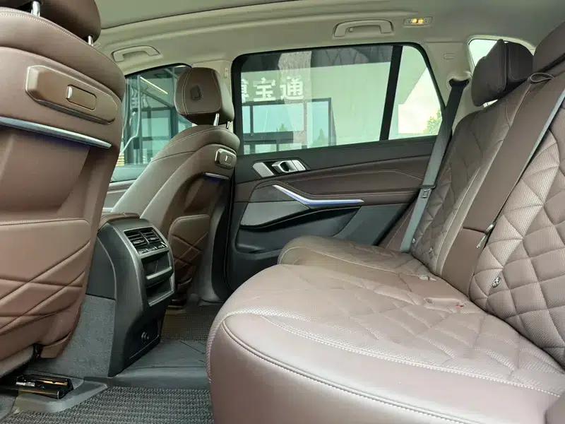 BMW X5 2025 xDrive30Li M Sport Shadow Edition — миниатюра 14