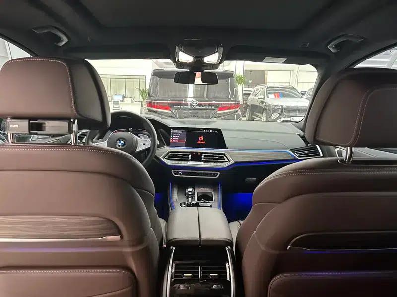 BMW X5 2022 xDrive 40Li Luxury M Sport Package — миниатюра 17