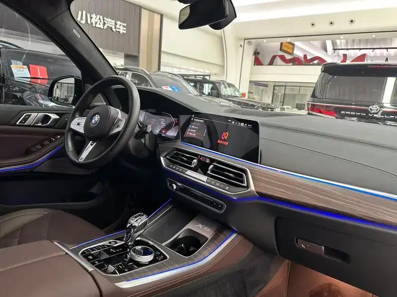 BMW X5 2022 xDrive 40Li Luxury M Sport Package — миниатюра 18