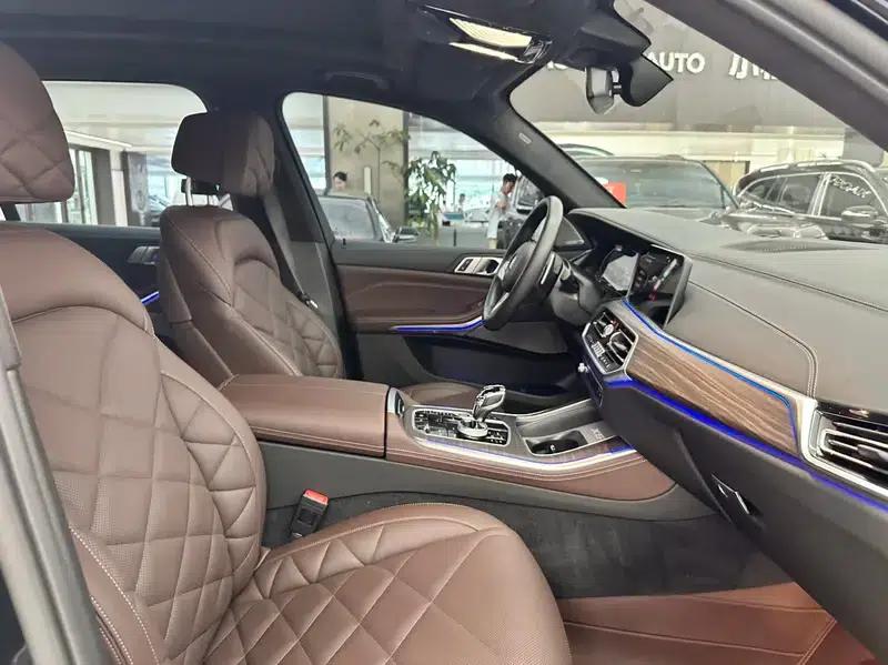 BMW X5 2022 xDrive 40Li Luxury M Sport Package — миниатюра 25