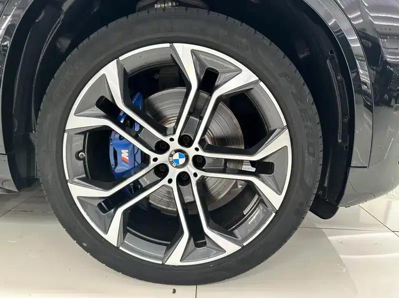 BMW X5 2022 xDrive 40Li Luxury M Sport Package — миниатюра 10