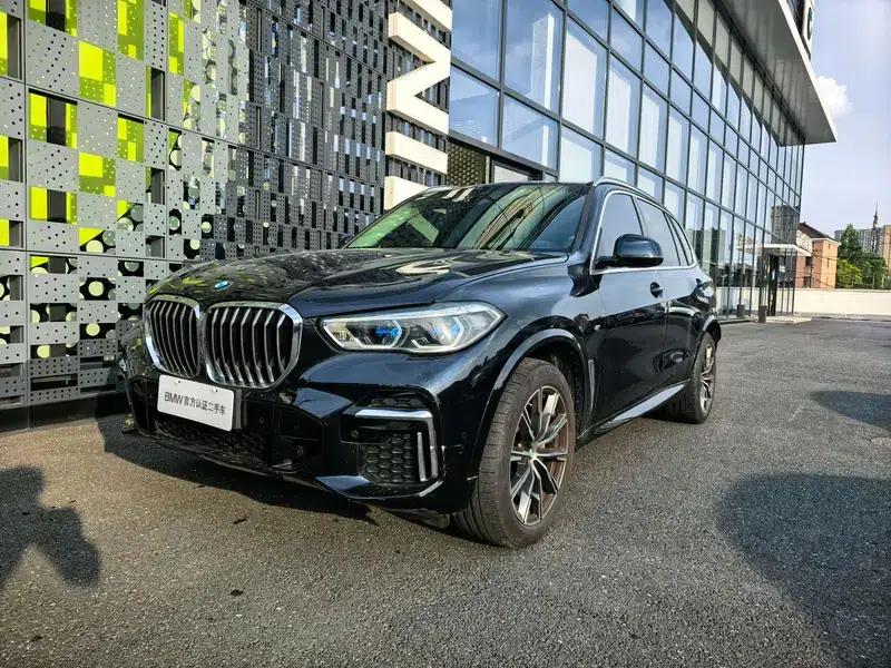 BMW X5 2023 xDrive30Li M Sport Package — миниатюра 1