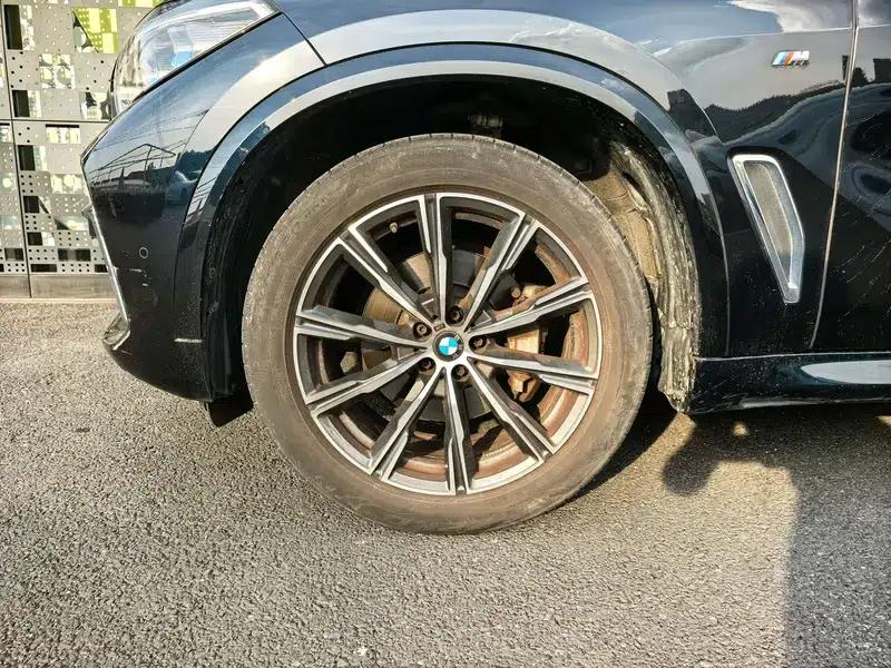 BMW X5 2023 xDrive30Li M Sport Package — миниатюра 7