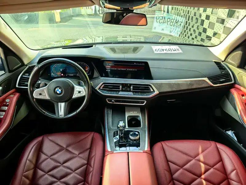BMW X5 2023 xDrive30Li M Sport Package — миниатюра 9