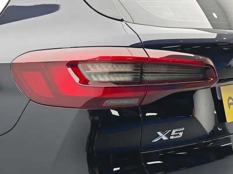 BMW X5 2022 Facelift xDrive 30Li M Sport Package — миниатюра 13