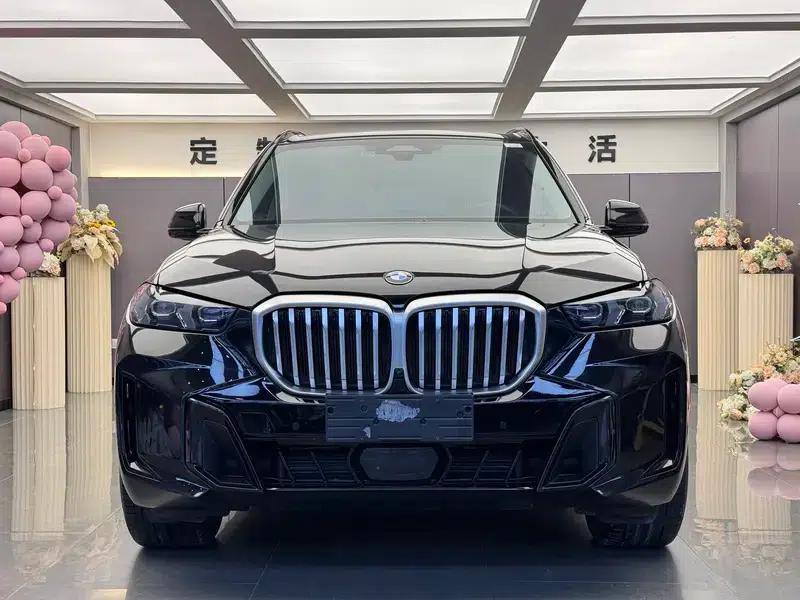 BMW X5 2023 xDrive30Li M Sport Package — миниатюра 2