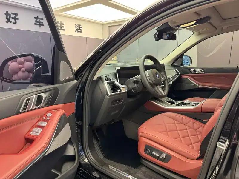 BMW X5 2023 xDrive30Li M Sport Package — миниатюра 8