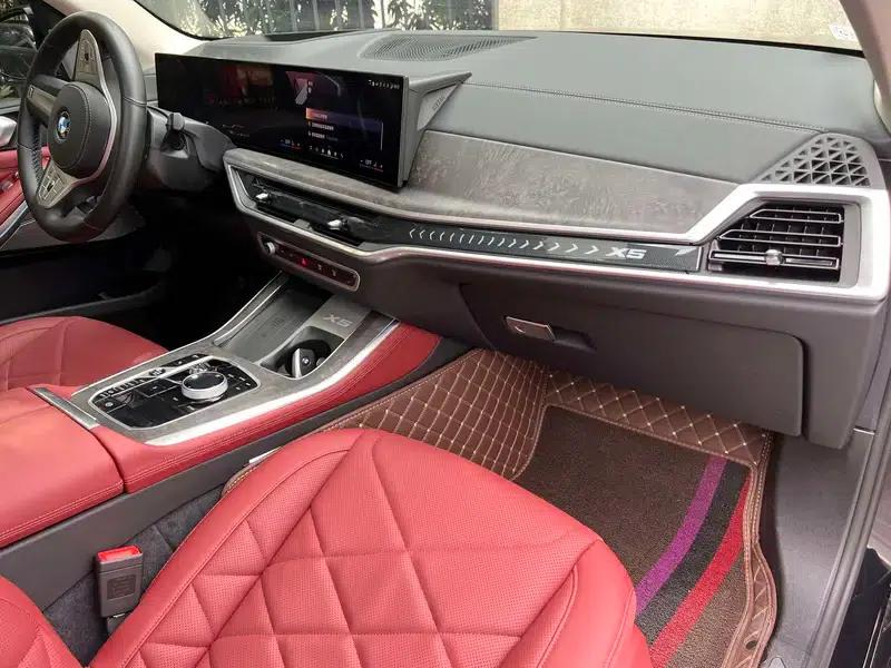 BMW X5 2025 xDrive30Li M Sport Shadow Edition — миниатюра 11