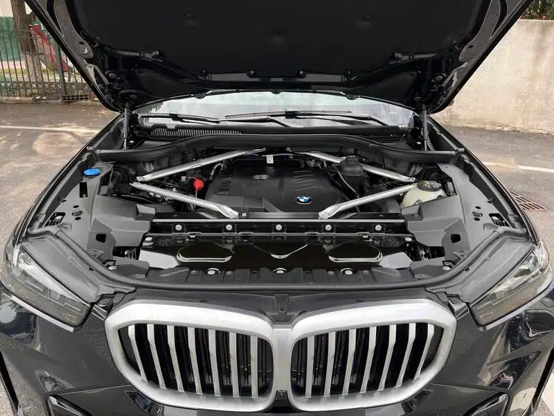BMW X5 2025 xDrive30Li M Sport Shadow Edition — миниатюра 6