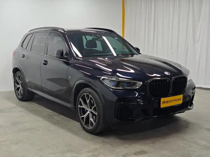BMW X5 2022 xDrive 40Li M Sport Package — миниатюра 3