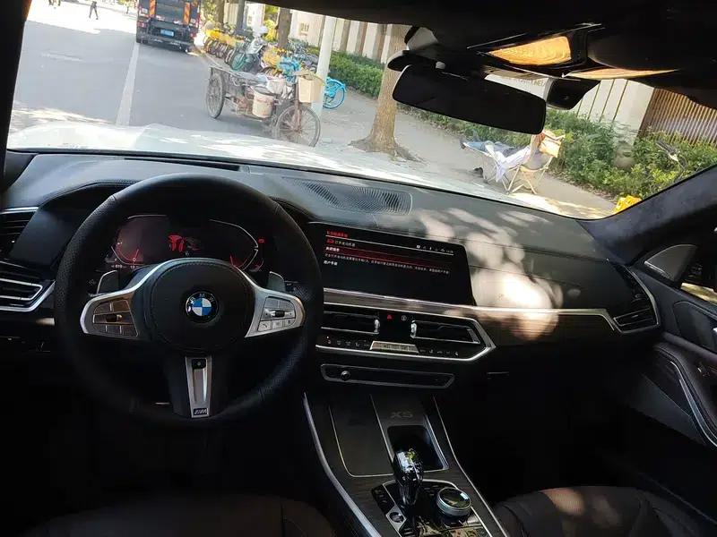 BMW X5 2022 xDrive 40Li Luxury M Sport Package — миниатюра 10