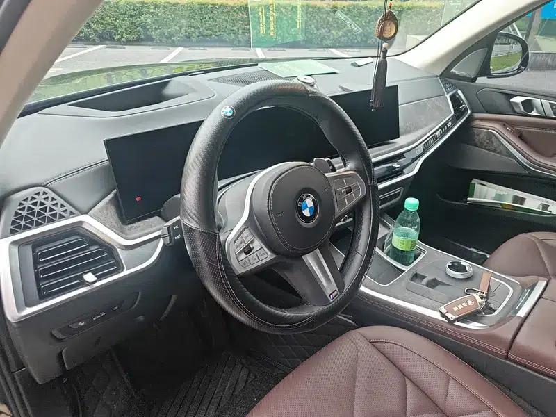 BMW X5 2023 xDrive30Li M Sport Shadow Edition — миниатюра 11