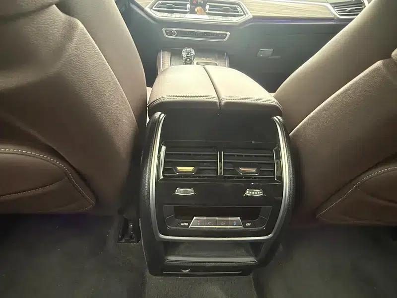 BMW X5 2022 Facelift xDrive 40Li M Sport Package — миниатюра 8
