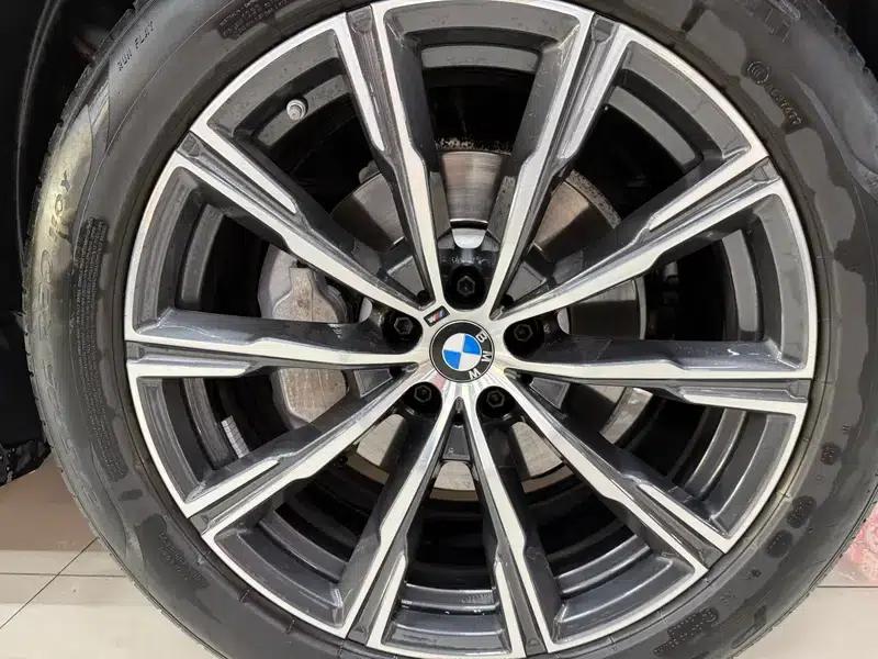 BMW X5 2022 Facelift xDrive 30Li M Sport Package — миниатюра 20