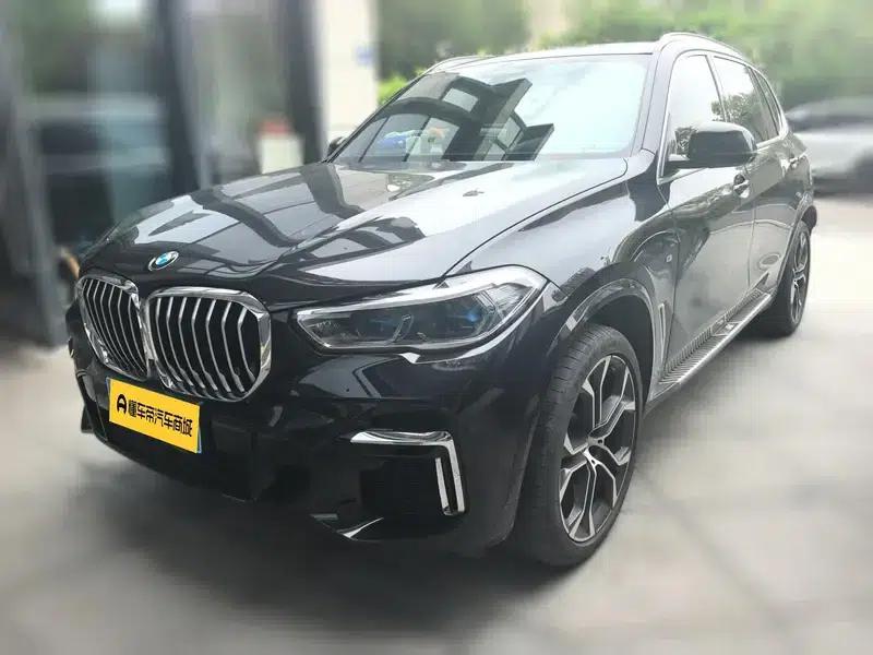 BMW X5 2022 xDrive 40Li M Sport Package — миниатюра 1
