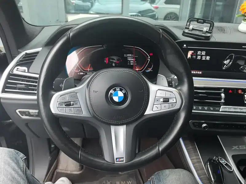 BMW X5 2022 xDrive 40Li M Sport Package — миниатюра 11