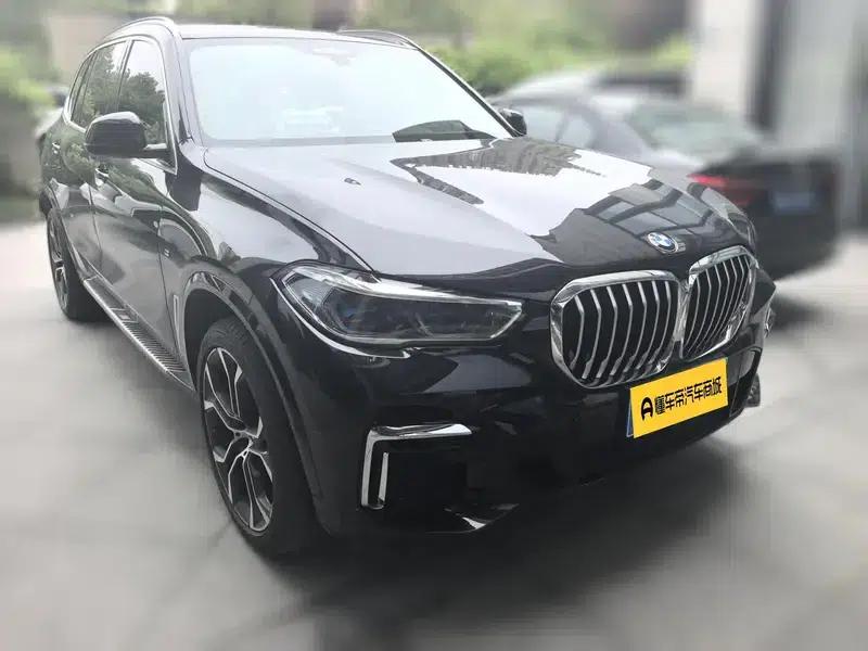 BMW X5 2022 xDrive 40Li M Sport Package — миниатюра 3