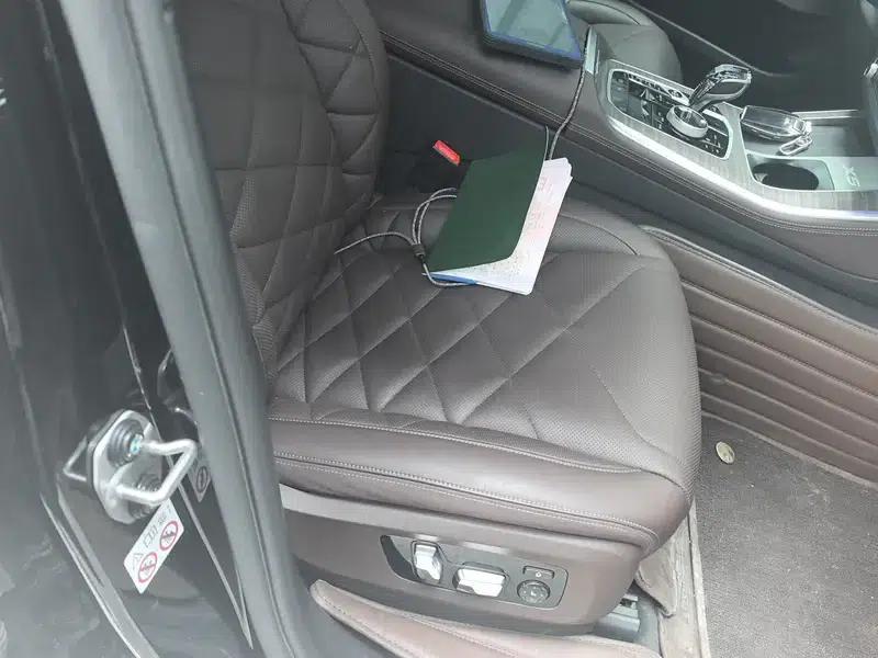 BMW X5 2022 xDrive 40Li M Sport Package — миниатюра 8