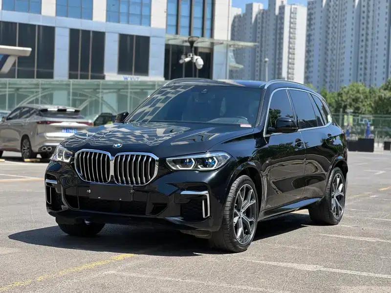 BMW X5 2022 Facelift xDrive 40Li M Sport Package — миниатюра 1