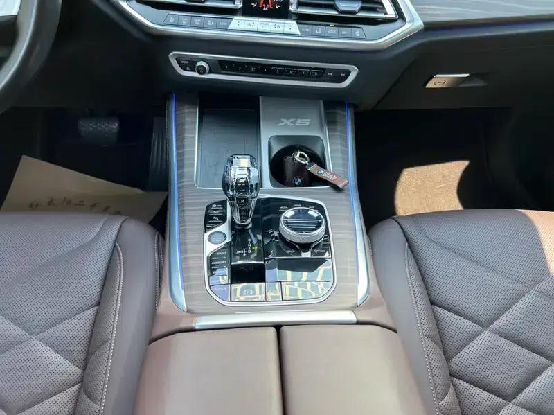 BMW X5 2022 Facelift xDrive 40Li M Sport Package — миниатюра 13