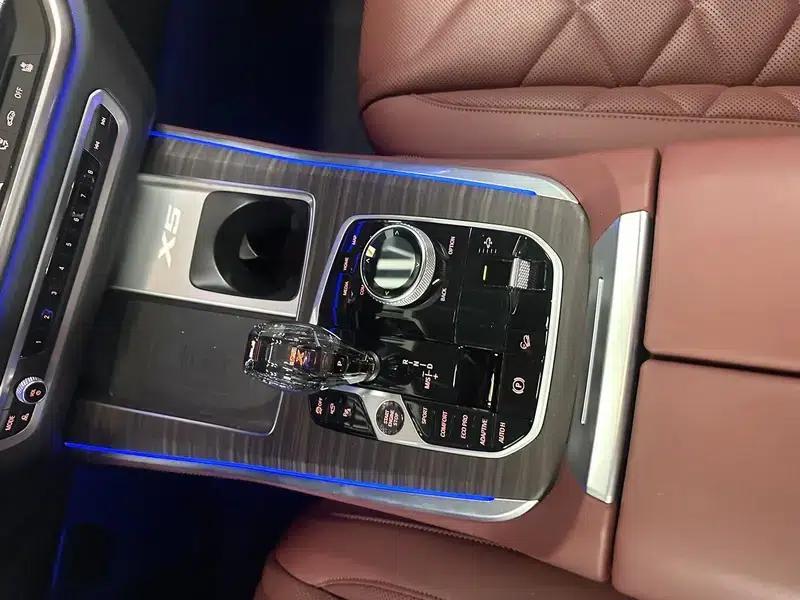 BMW X5 2022 xDrive 40Li Luxury M Sport Package — миниатюра 7