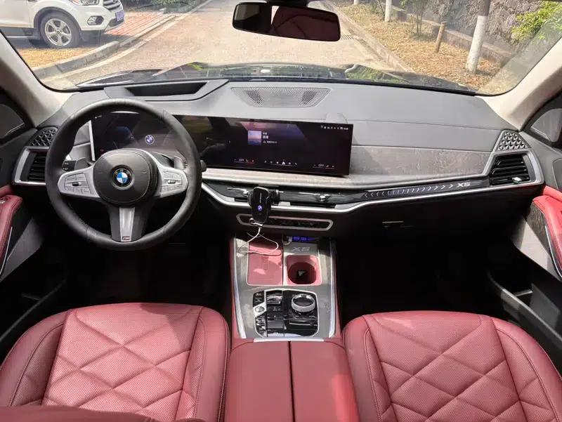 BMW X5 2023 xDrive30Li M Sport Shadow Edition — миниатюра 8