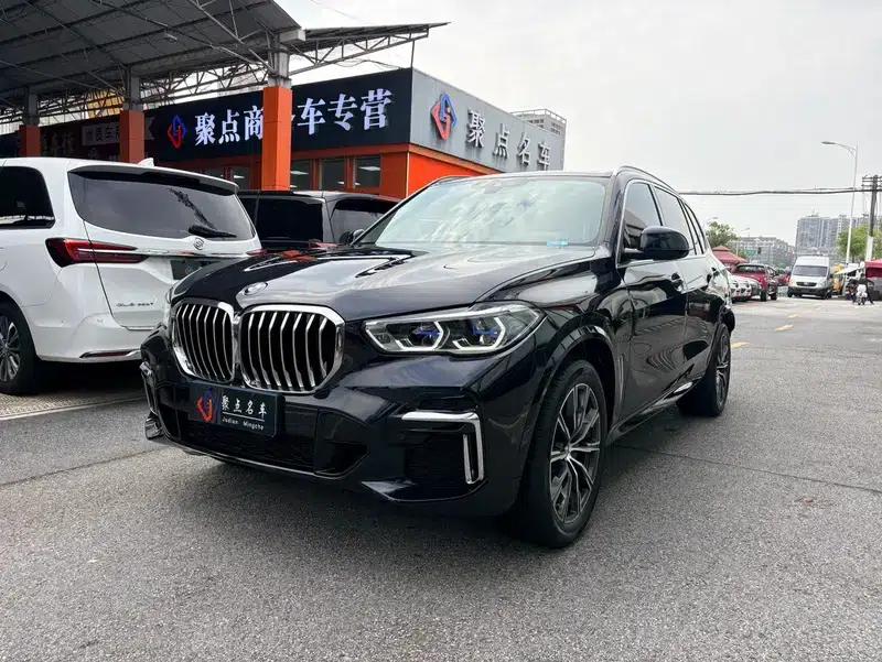 BMW X5 2022 xDrive 30Li Luxury M Sport Package — миниатюра 1
