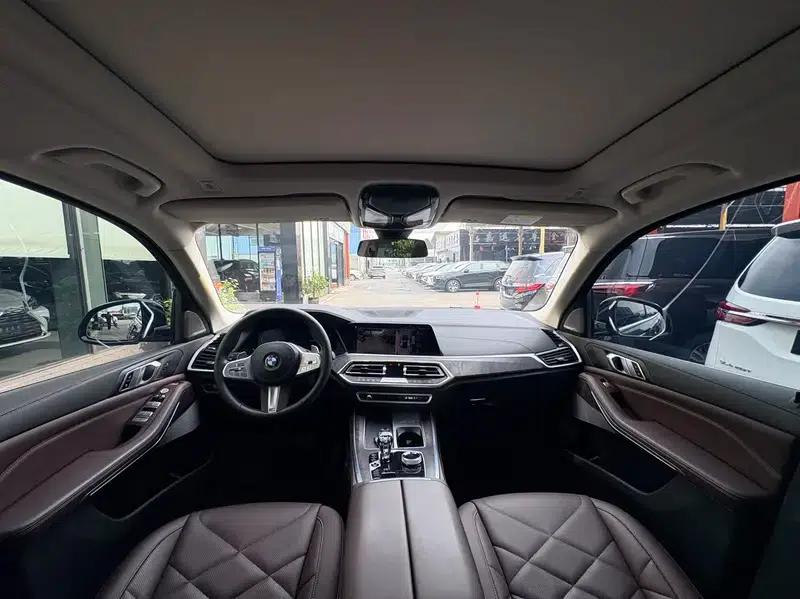 BMW X5 2022 xDrive 30Li Luxury M Sport Package — миниатюра 11