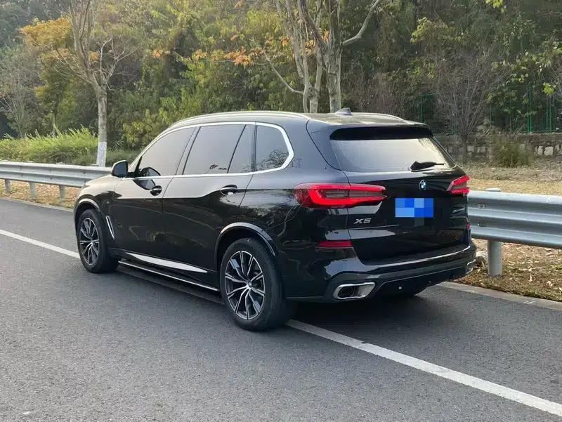 BMW X5 2022 Facelift xDrive 30Li M Sport Package — миниатюра 3