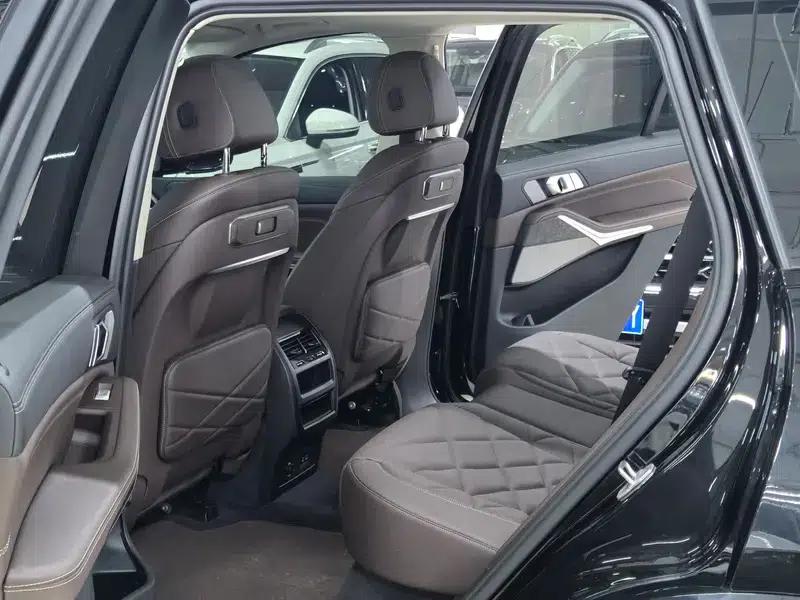 BMW X5 2023 xDrive30Li M Sport Shadow Edition — миниатюра 20