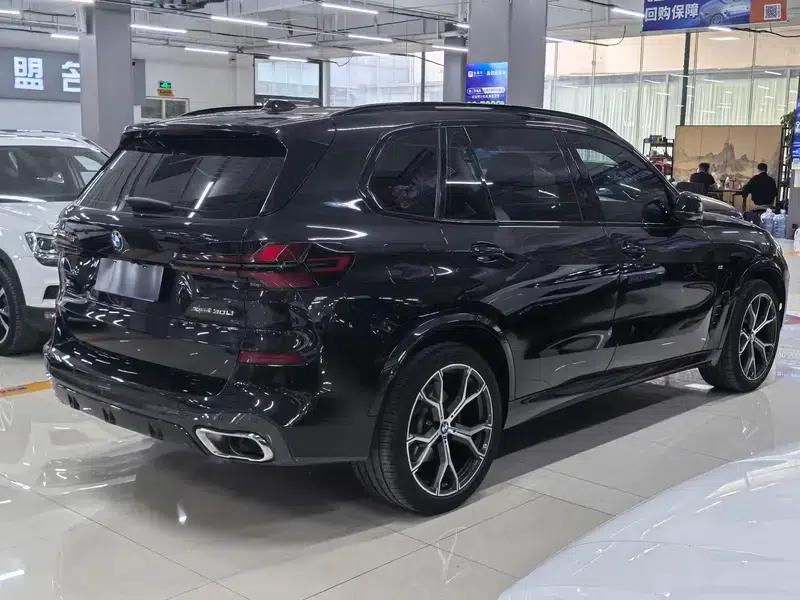 BMW X5 2023 xDrive30Li M Sport Shadow Edition — миниатюра 6