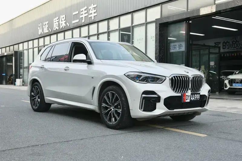 BMW X5 2022 xDrive 30Li M Sport Package — миниатюра 3
