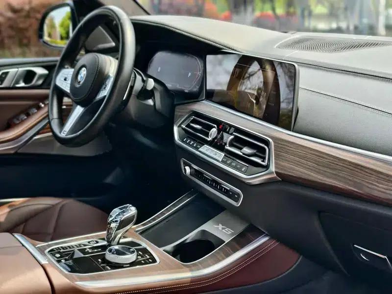 BMW X5 2022 Facelift xDrive 40Li M Sport Package — миниатюра 40