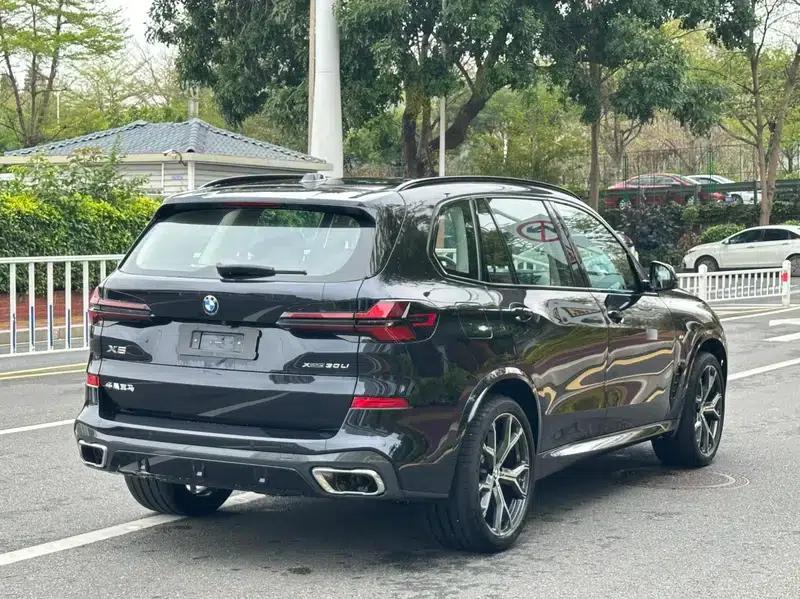 BMW X5 2025 xDrive30Li M Sport Shadow Edition — миниатюра 7