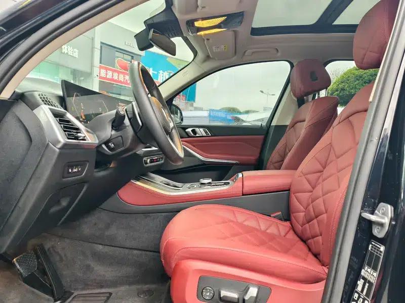 BMW X5 2023 xDrive30Li M Sport Package — миниатюра 12