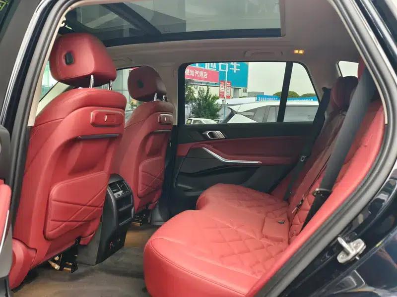 BMW X5 2023 xDrive30Li M Sport Package — миниатюра 13