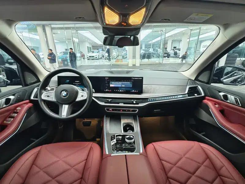 BMW X5 2023 xDrive30Li M Sport Package — миниатюра 6