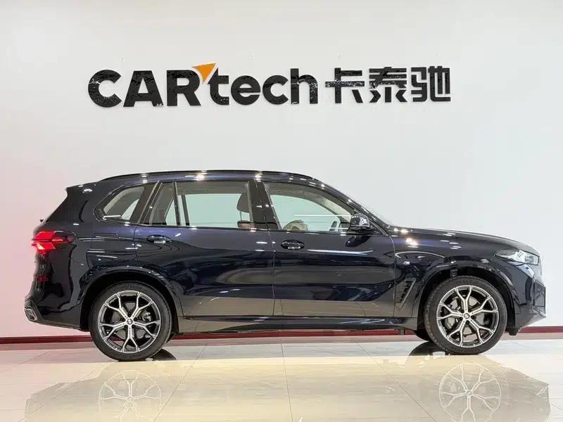 BMW X5 2025 xDrive30Li M Sport Shadow Edition — миниатюра 8