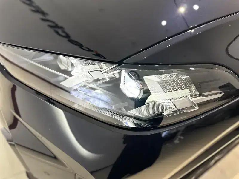 BMW X5 2025 xDrive30Li M Sport Shadow Edition — миниатюра 10