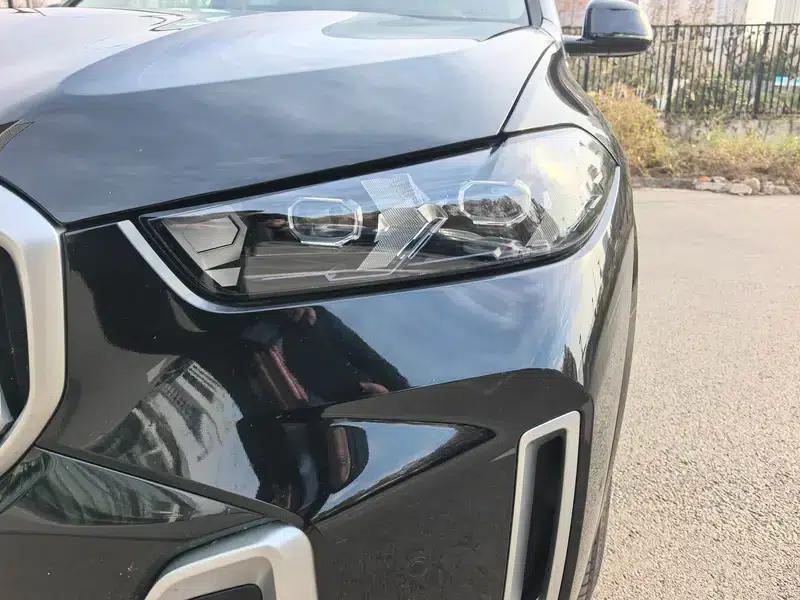 BMW X5 2023 xDrive30Li M Sport Shadow Edition — миниатюра 7