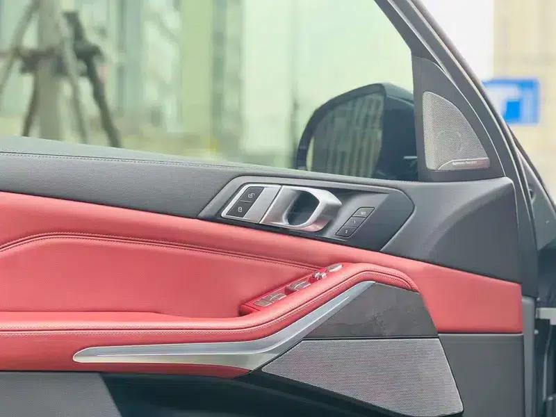 BMW X5 2022 xDrive 30Li Luxury M Sport Package — миниатюра 11