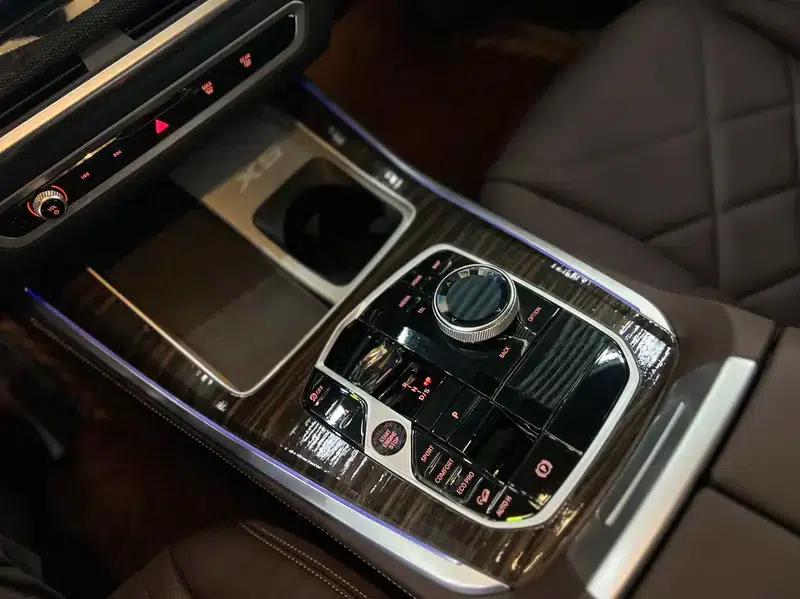 2023 BMW X5 xDrive40Li M Sport Package — миниатюра 22