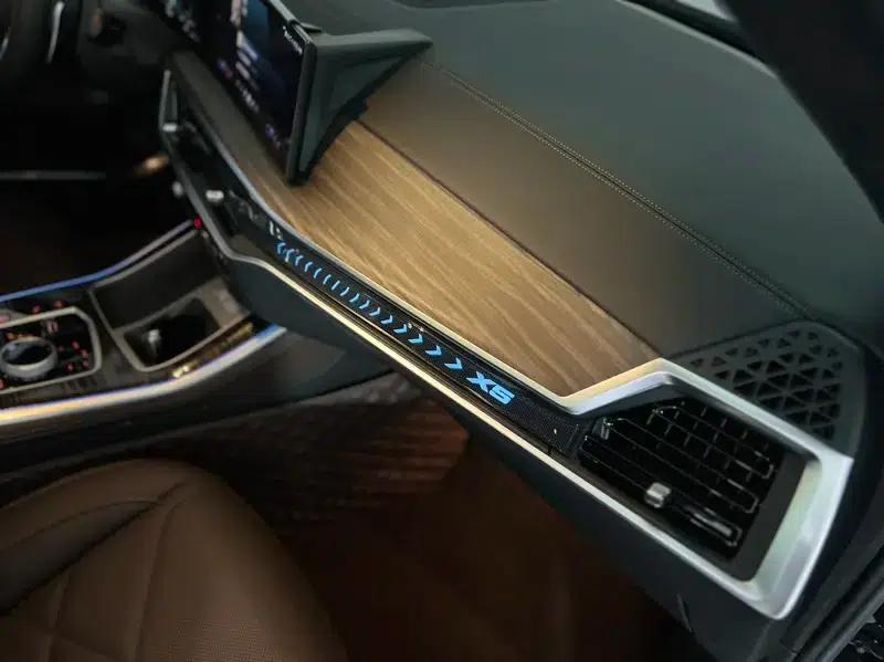 2023 BMW X5 xDrive40Li M Sport Package — миниатюра 23