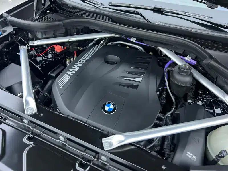 2023 BMW X5 xDrive40Li M Sport Package — миниатюра 10