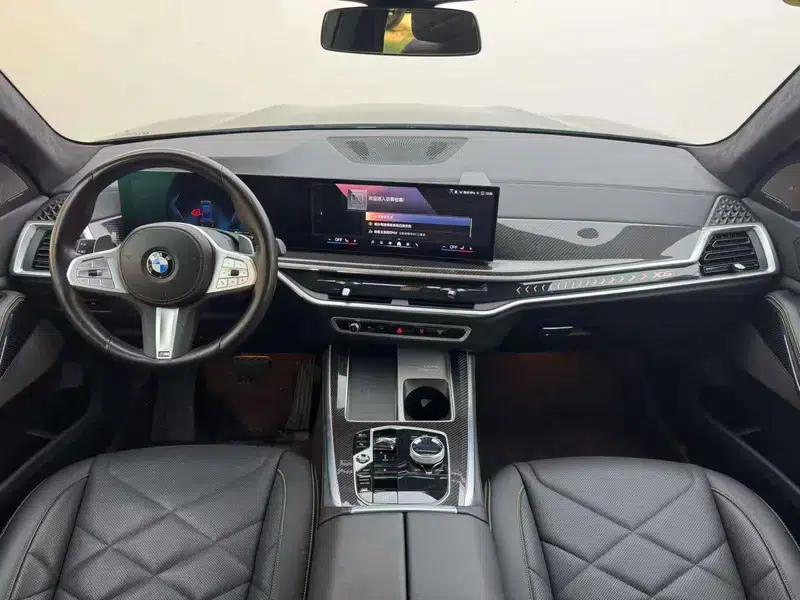 BMW X5 2024 xDrive 40Li Luxury Black Flame Limited Edition — миниатюра 13
