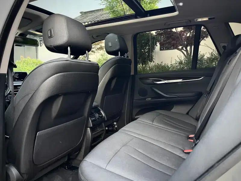 2015 BMW X5 3.0T Automatic AWD 5-seater Factory Custom Edition — миниатюра 16