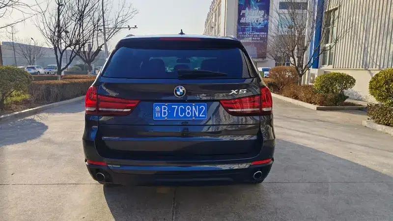 2015 BMW X5 3.0T Automatic AWD 5-seater Factory Custom Edition — миниатюра 4