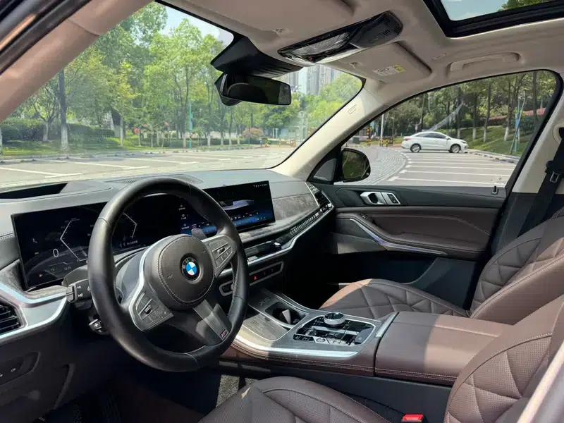 BMW X5 2023 xDrive30Li M Sport Shadow Edition — миниатюра 8