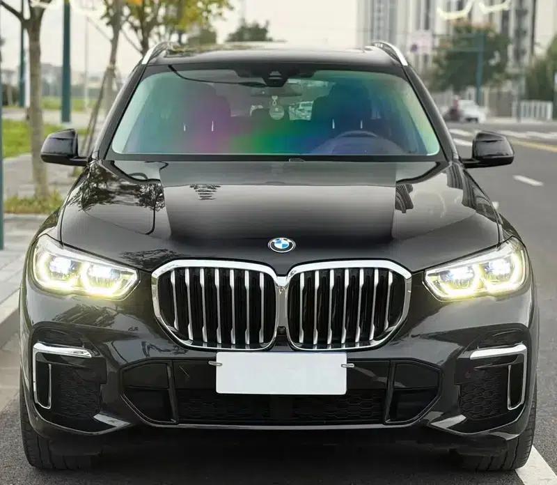 BMW X5 2022 xDrive 30Li Luxury M Sport Package — миниатюра 2