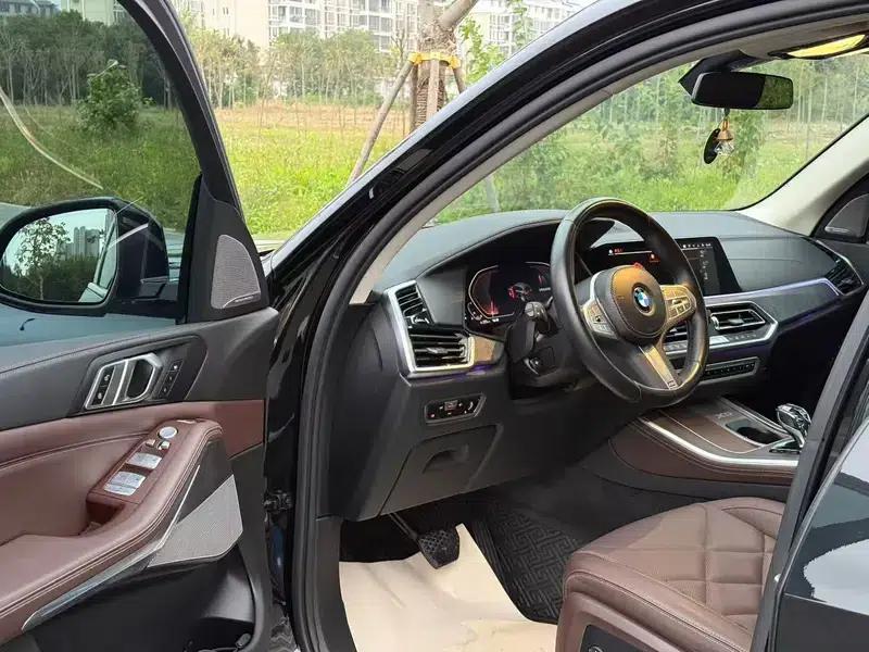 BMW X5 2022 xDrive 30Li Luxury M Sport Package — миниатюра 11